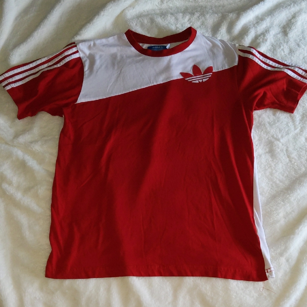 Adidas Red and White Vintage Short Sleeve Tee